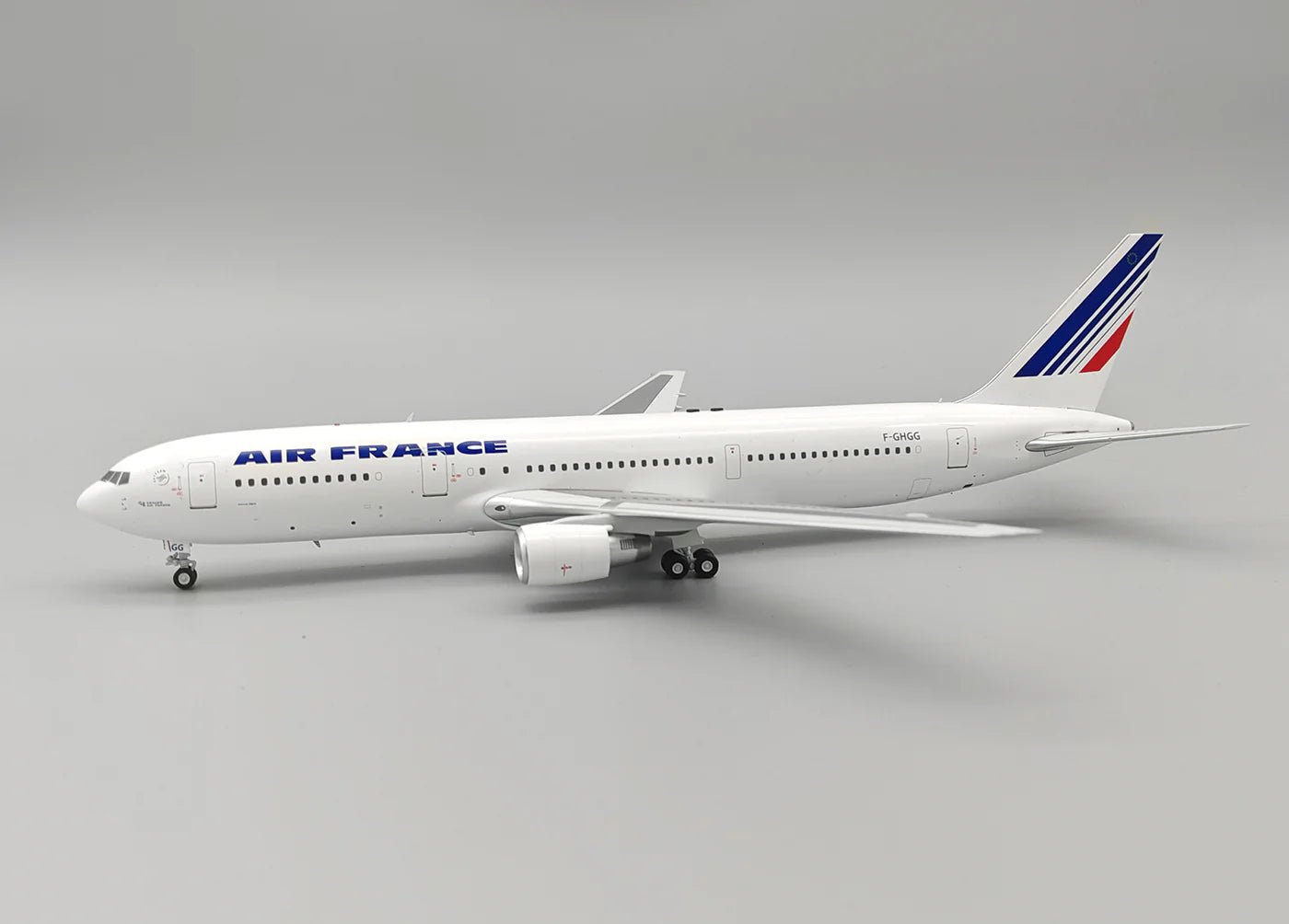 1:200 B - Models Air France Boeing 767 - 3Q8/ER F - GHGG - Final Approach Collectibles