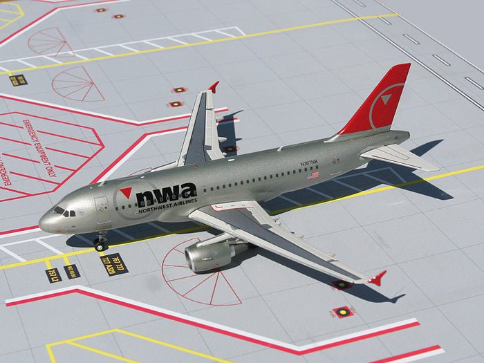 1:200 Gemini Jets Northwest Airlines Airbus A319 N367NB - Final Approach Collectibles