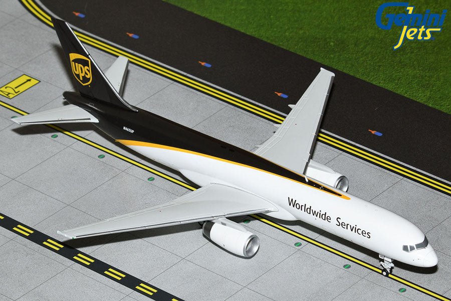 1:200 Gemini Jets UPS Boeing 757-200F N465UP - Final Approach Collectibles