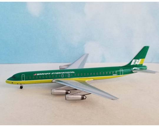 1:400 AeroClassics Braniff International Douglas DC - 8 - 62 N1803 - Final Approach Collectibles