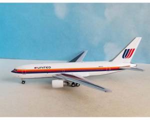 1:400 AeroClassics United Airlines Boeing 767 - 200 N602UA - Final Approach Collectibles