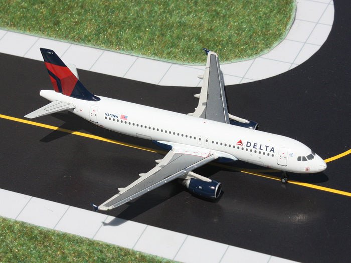 1:400 Gemini Jets Delta Air Lines Airbus A320 N373NW - Final Approach Collectibles