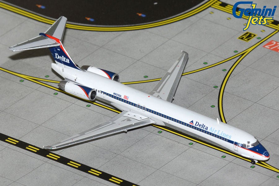 1:400 Gemini Jets Delta Air Lines McDonell - Douglas MD - 88 N925DL - Final Approach Collectibles