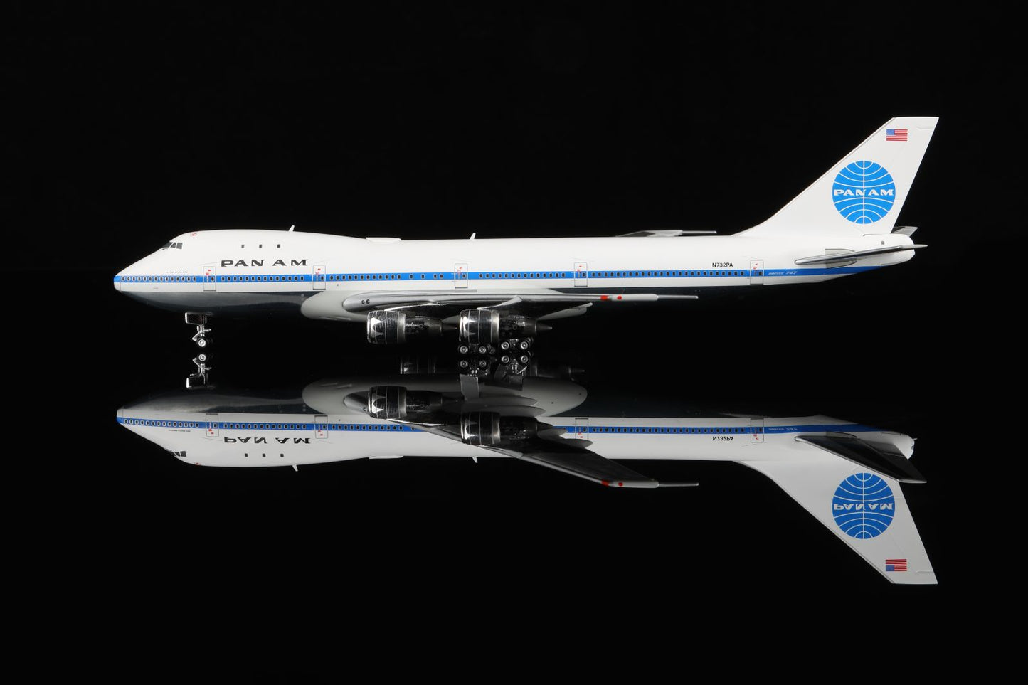 1:400 HX Models Pan - Am Boeing 747 - 100 N732PA "Clipper Storm King" Flaps Down - Final Approach Collectibles