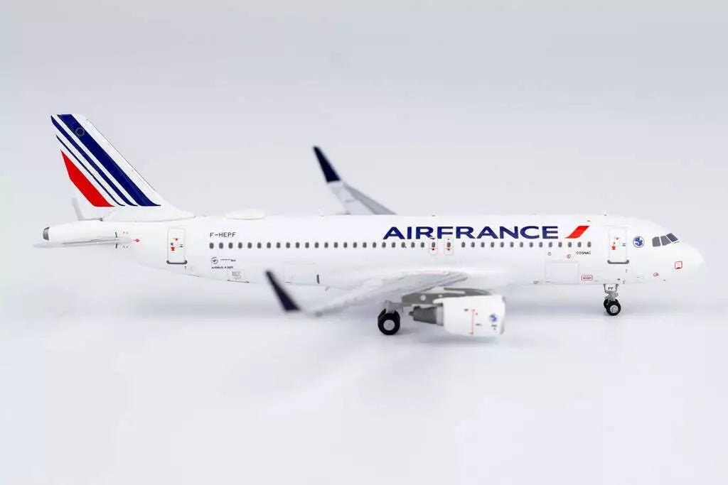 1:400 NG Models Air France Airbus A320 (S) F - HEPF - Final Approach Collectibles