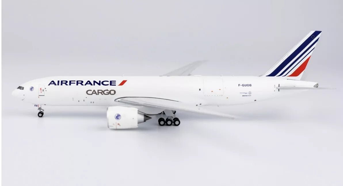 1:400 NG Models Air France Cargo Boeing 777F F - GUOB - Final Approach Collectibles