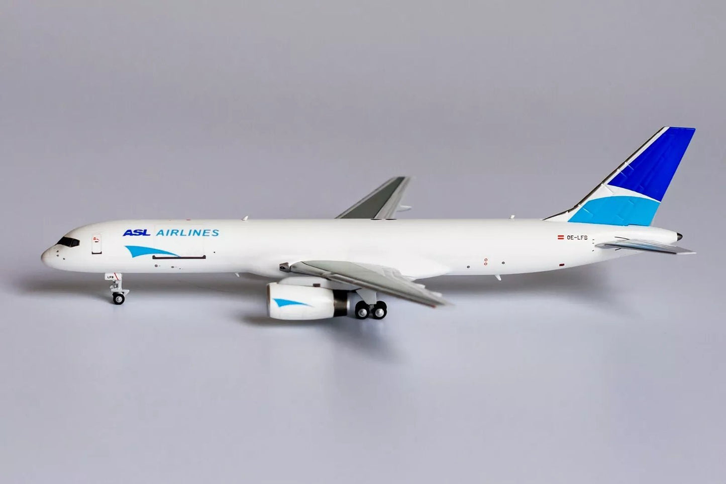 1:400 NG Models ASL Airlines Boeing 757 - 200F OE - LFB - Final Approach Collectibles