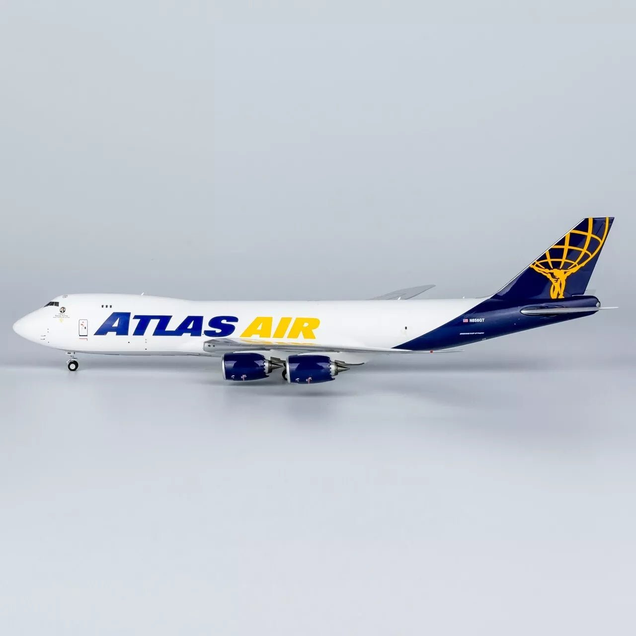 1:400 NG Models Atlas Air Boeing 747 - 8F N856GT - Final Approach Collectibles
