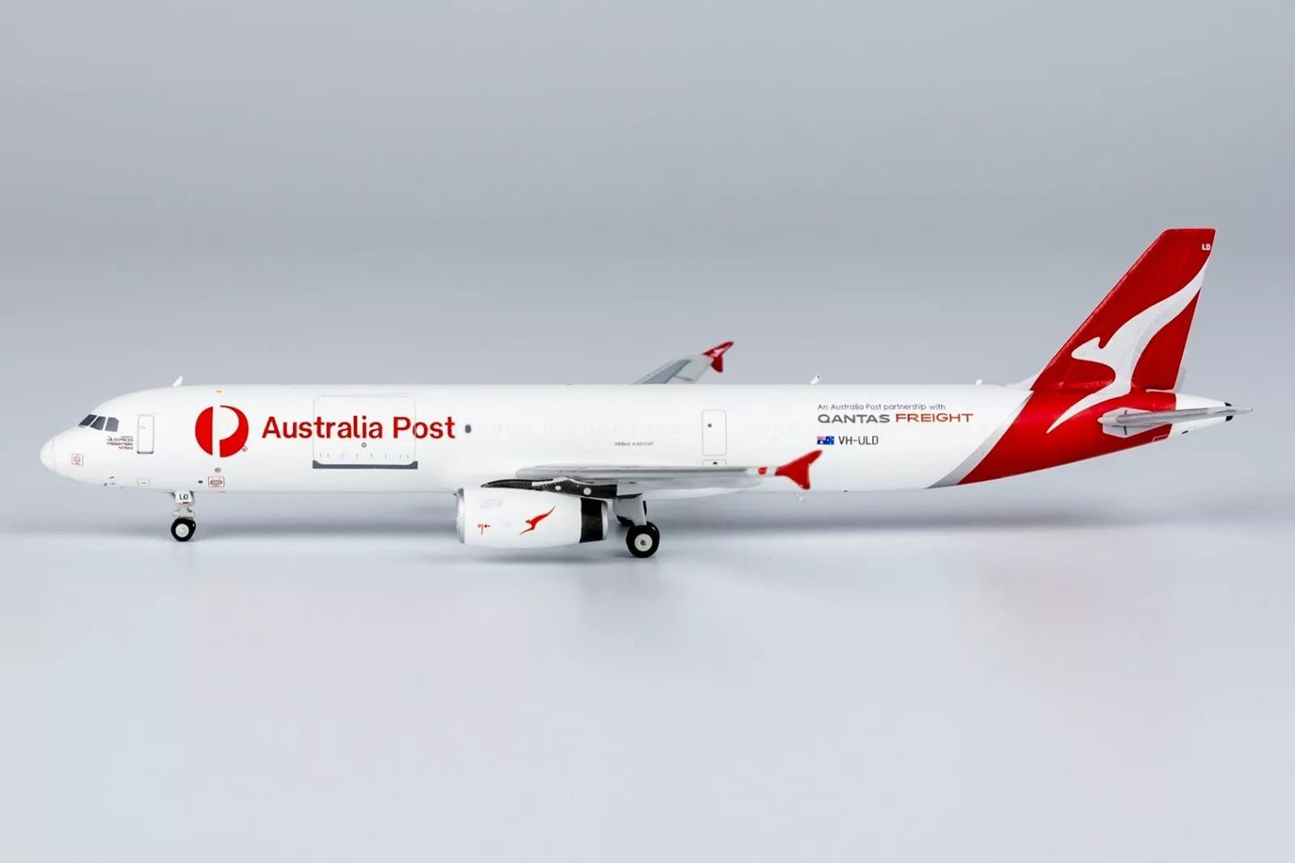 1:400 NG Models Australia Post Airbus A321P2F VH - ULD - Final Approach Collectibles