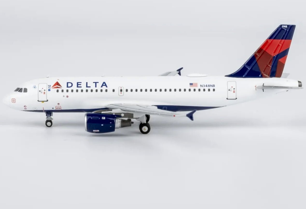 1:400 NG Models Delta Air Lines Airbus A319 N348NB Large Titles - Final Approach Collectibles