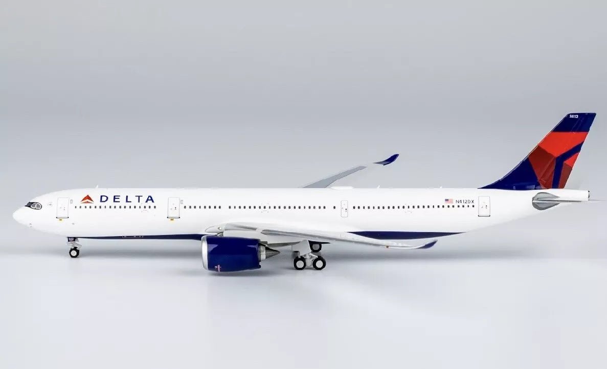 1:400 NG Models Delta Air Lines Airbus A330 - 900 NEO N412DX - Final Approach Collectibles