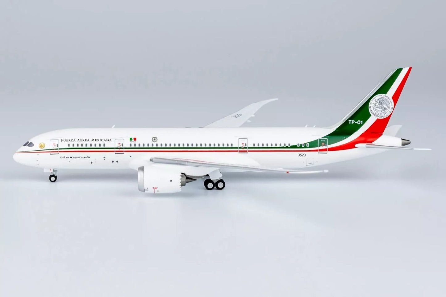 1:400 NG Models Mexican Government Boeing 787 - 8 TP - 01 - Final Approach Collectibles
