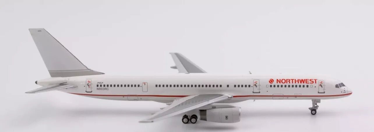 1:400 NG Models Northwest Boeing 757 - 200 N603RC White Livery - Final Approach Collectibles