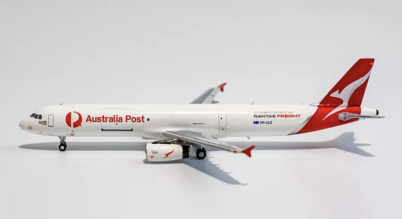 1:400 NG Models Qantas Freight Airbus A321 - 200P2F VH - ULD - Final Approach Collectibles