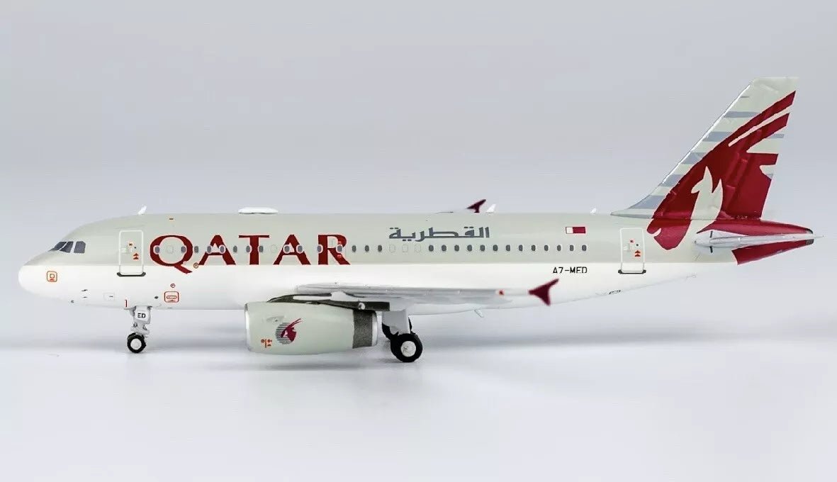1:400 NG Models Qatar Amiri Flight Airbus ACJ A319 - 100 A7 - MED - Final Approach Collectibles