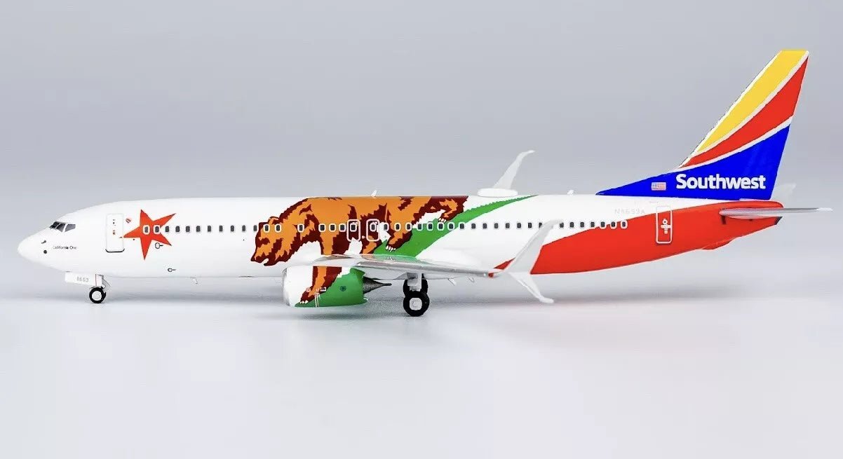 1:400 NG Models Southwest Airlines Boeing 737 - 800 California One Livery N8653A - Final Approach Collectibles