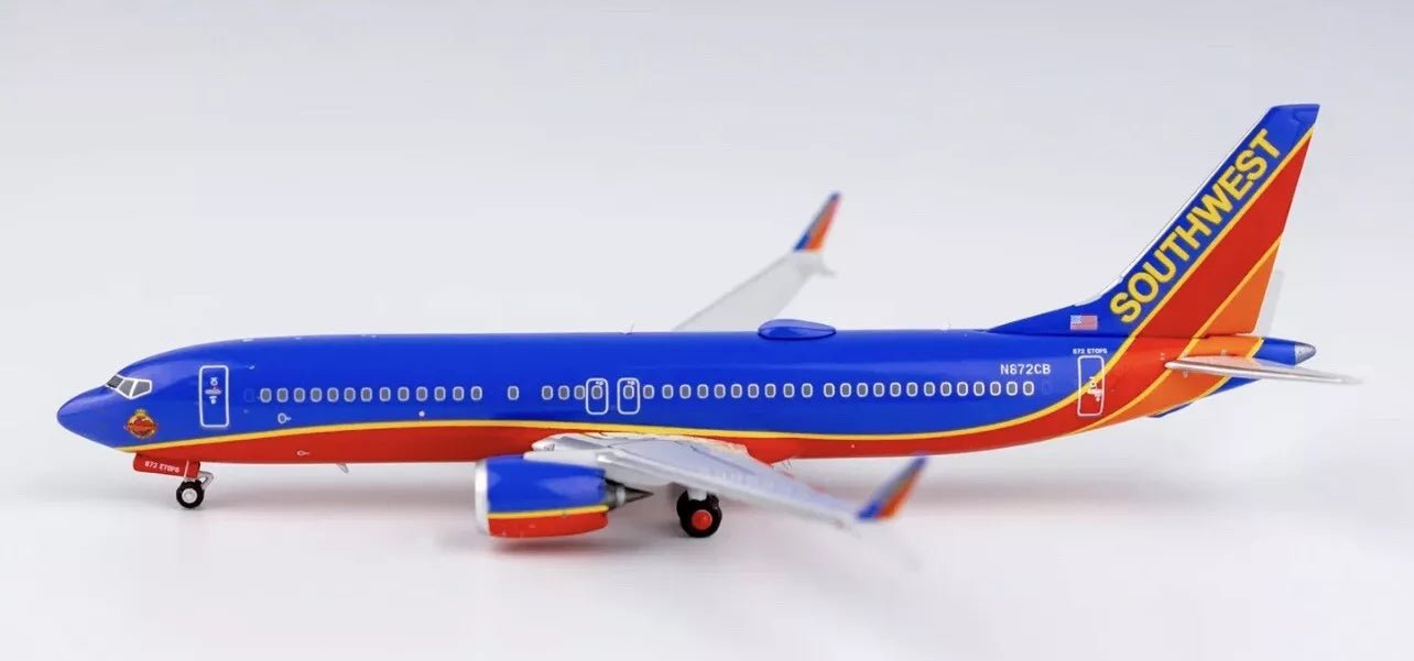 1:400 NG Models Southwest Airlines Boeing 737 MAX 8 N872CB Canyon Blue Retro - Final Approach Collectibles