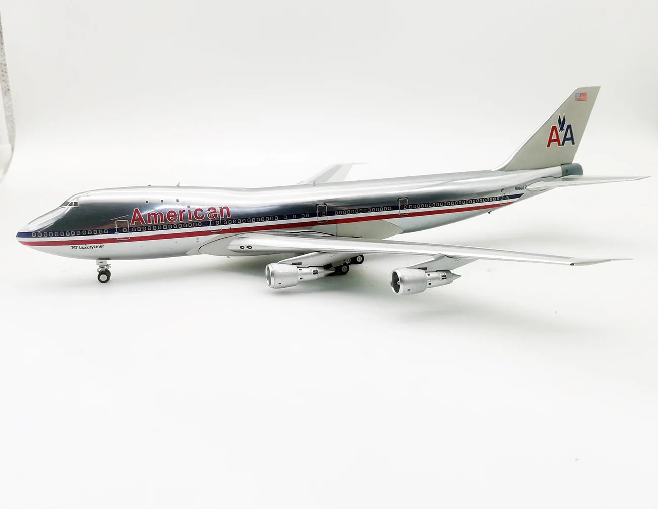 InFlight 200 American Airlines Boeing 747 - 123 - Final Approach Collectibles
