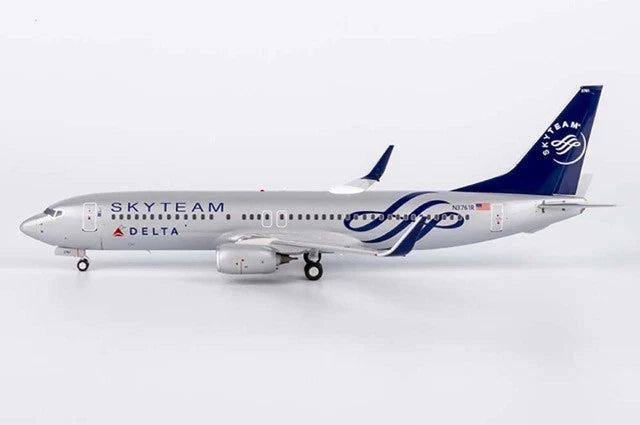 1:200 NG Models Delta Air Lines Boeing 737-800 N3761R SkyTeam Livery