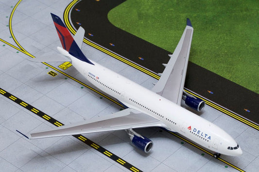 1:200 Gemini Jets Delta Air Lines Airbus A330-200 N860NW - Final Approach Collectibles