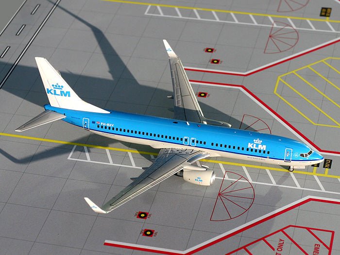 1:200 Gemini Jets KLM Boeing 737-800 PH-BXV - Final Approach Collectibles