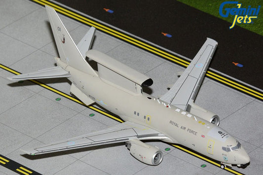 1:200 Gemini Jets Royal Air Force E - 7 Wedgetail AEW1 (B737 AEW1) WT001 - Final Approach Collectibles