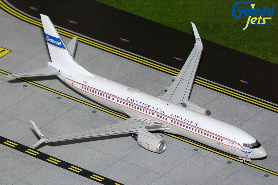 1:200 Gemini Jets United Airlines Boeing 737 - 900ER N75435 “Continental" Retro Livery - Final Approach Collectibles