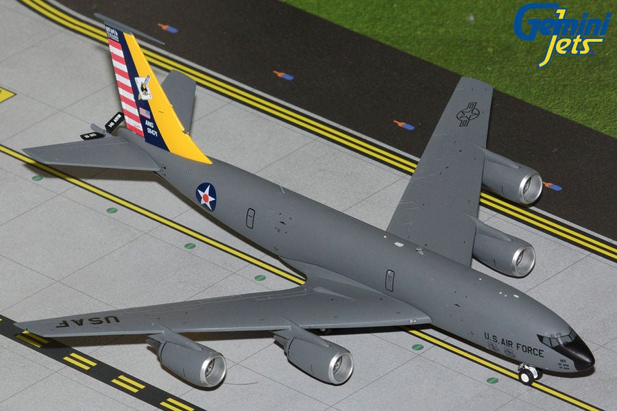1:200 Gemini Jets USAF KC-135T 59-1471 (Washington Air National Guard) - Final Approach Collectibles
