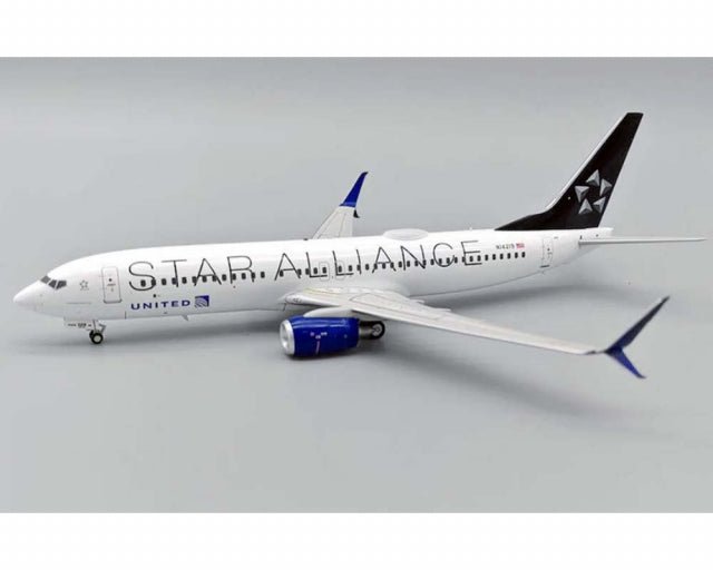 1:200 JFox United Airlines Boeing 737-800 N14219 - Final Approach Collectibles