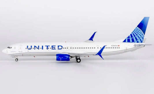 1:200 NG Models United Airlines Boeing 737 - 900ER N33458 - Final Approach Collectibles
