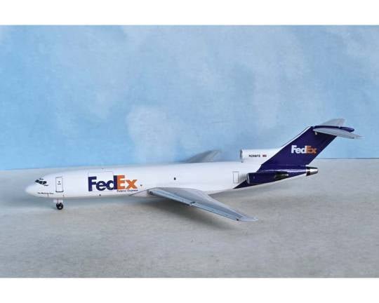 1:400 AeroClassics Fedex Boeing 727-200 N268FE - Final Approach Collectibles