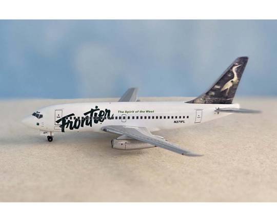 1:400 AeroClassics Frontier Airlines Boeing 737 - 200 N271FL - Final Approach Collectibles