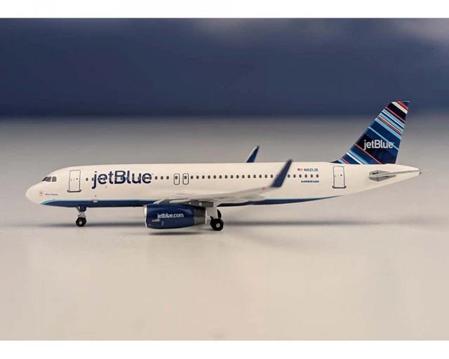 1:400 AeroClassics JetBlue Airways Airbus A320 (S) N821JB - Final Approach Collectibles