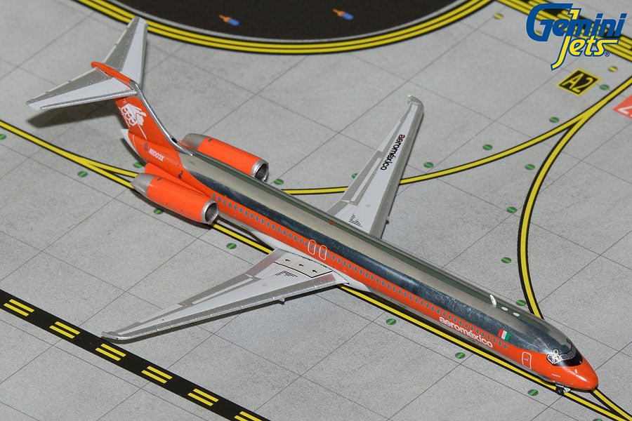 1:400 Gemini Jets AeroMexico McDonnell - Douglas MD - 82 N1003X - Final Approach Collectibles