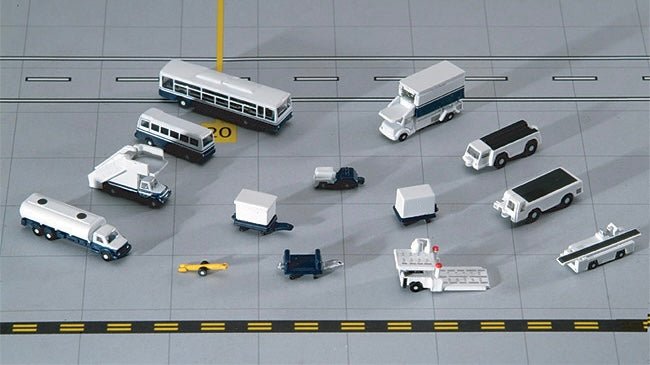 1:400 Gemini Jets Airport GSE - Final Approach Collectibles