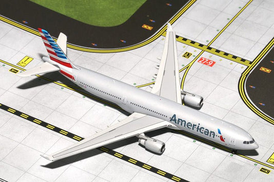 1:400 Gemini Jets American Airlines Airbus A330 - 300 N270AY - Final Approach Collectibles
