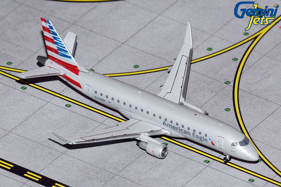1:400 Gemini Jets American Eagle Embraer E175 N233NN - Final Approach Collectibles