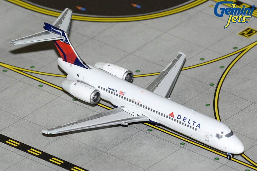 1:400 Gemini Jets Delta Air Lines Boeing 717 - 200 N947AT - Final Approach Collectibles