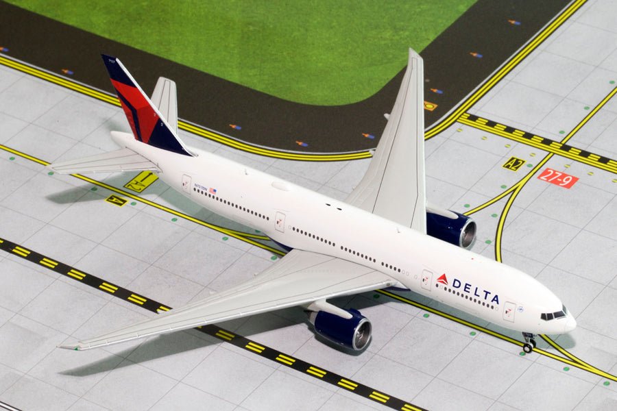 1:400 Gemini Jets Delta Air Lines Boeing 777 - 200LR N707DN - Final Approach Collectibles