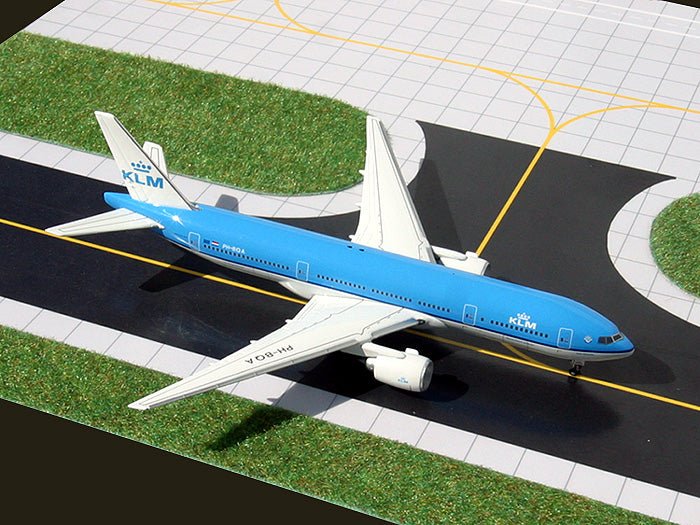 1:400 Gemini Jets KLM Boeing 777 - 200 PH - BQA - Final Approach Collectibles