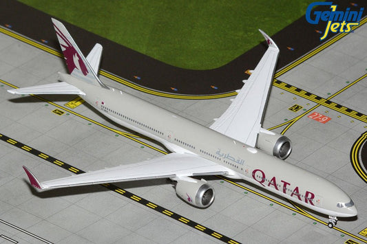 1:400 Gemini Jets Qatar Airways Boeing 777 - 9 A7 - BKA - Final Approach Collectibles