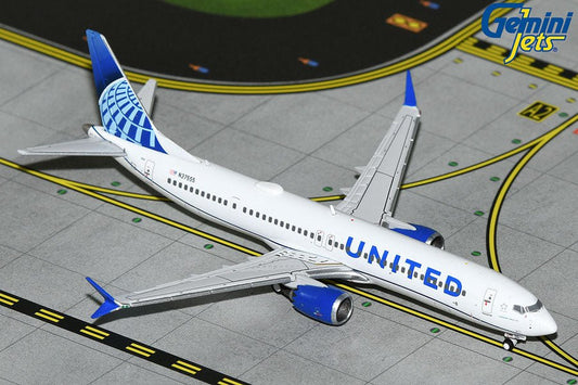 1:400 Gemini Jets United Airlines Boeing 737 MAX 9 N37555 - Final Approach Collectibles