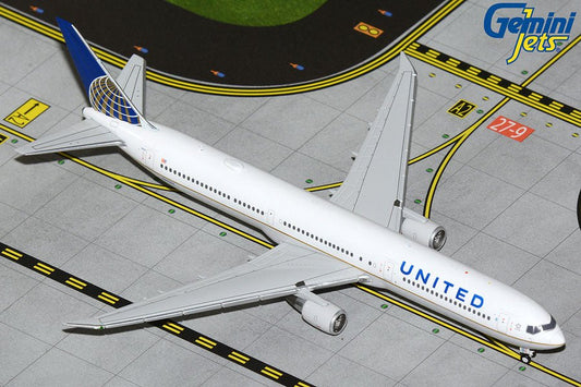 1:400 Gemini Jets United Airlines Boeing 767 - 400ER N69059 - Final Approach Collectibles