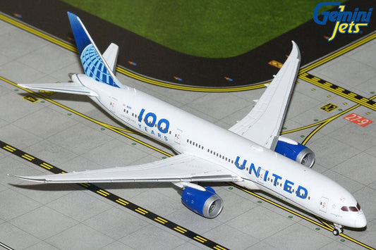 1:400 Gemini Jets United Airlines Boeing 787 - 9 N61101 100 Years Livery - Final Approach Collectibles