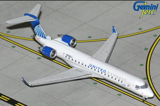 1:400 Gemini Jets United Express Bombardier CRJ - 550 N506GJ - Final Approach Collectibles