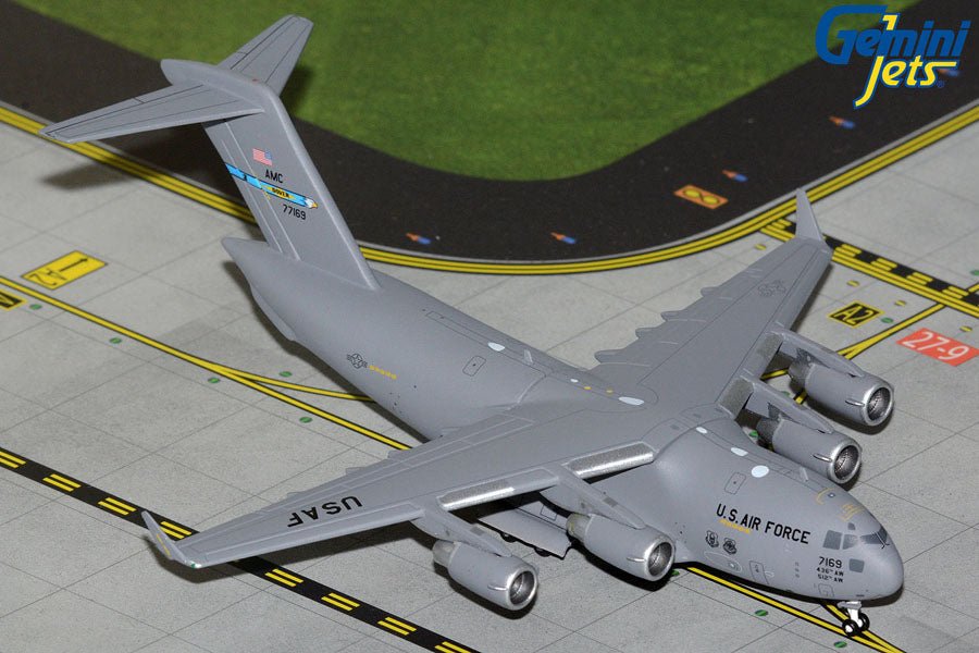 1:400 Gemini Jets United States Air Force C-17A 07-7169 Dover Air Force Base - Final Approach Collectibles