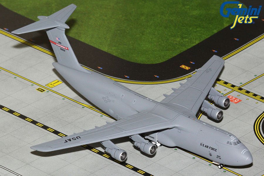 1:400 Gemini Jets United States Air Force C - 5A Galaxy 68 - 0222 “Martinsburg” (W. Va. Air Guard) - Final Approach Collectibles
