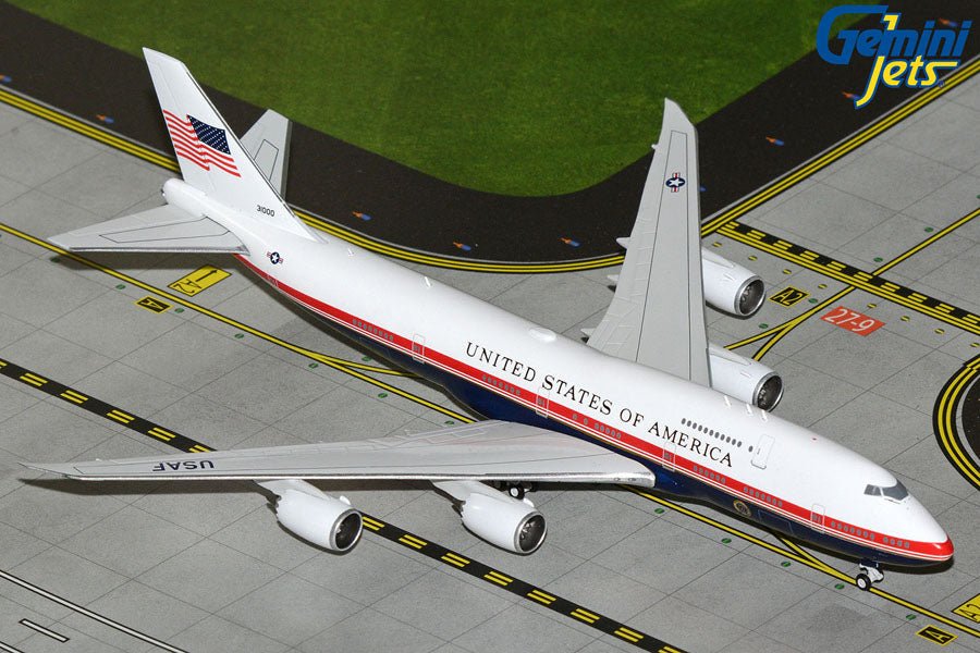 1:400 Gemini Jets USAF VC-25B Boeing 747-8 31000 "Air Force One" - Final Approach Collectibles