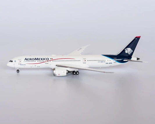 1:400 NG Models Aeromexico Boeing 787-9 XA-ADG - Final Approach Collectibles
