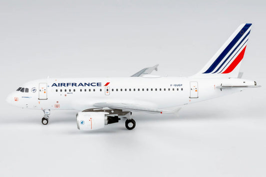 1:400 NG Models Air France Airbus A318 F - GUGP - Final Approach Collectibles